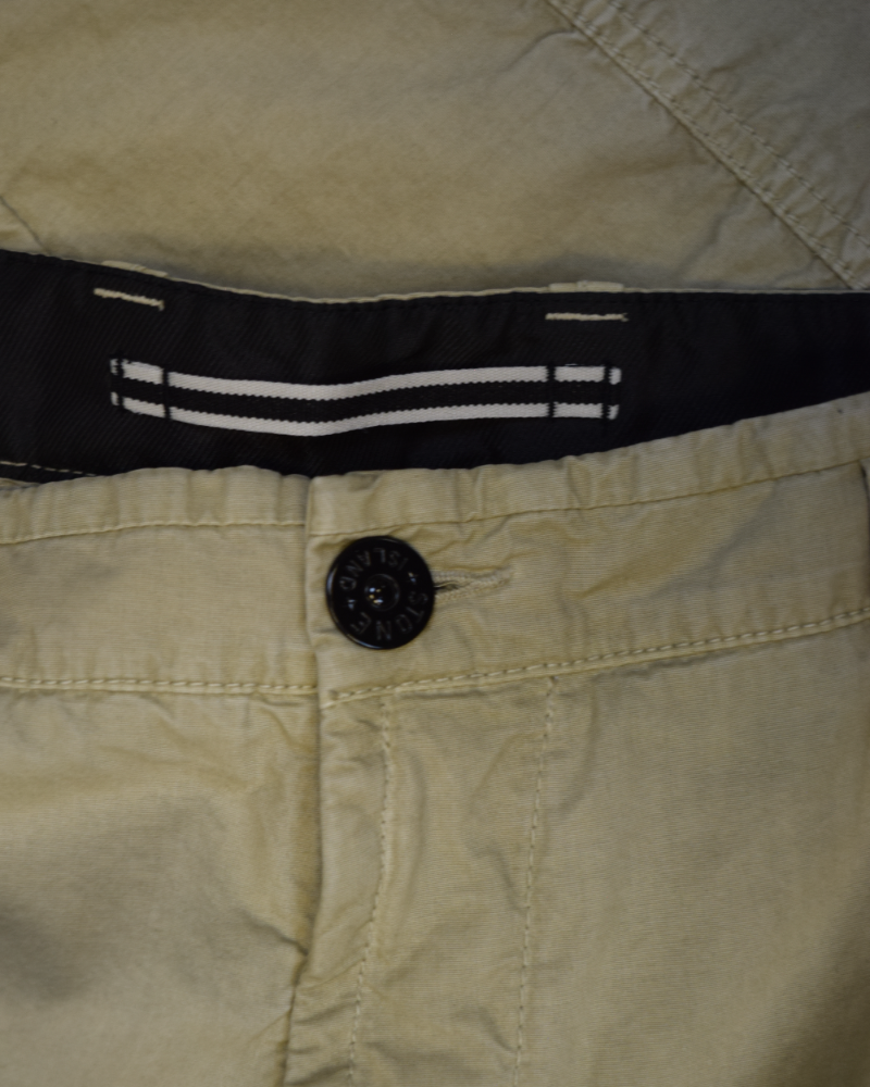 Stone Island Cargos Cream detail view