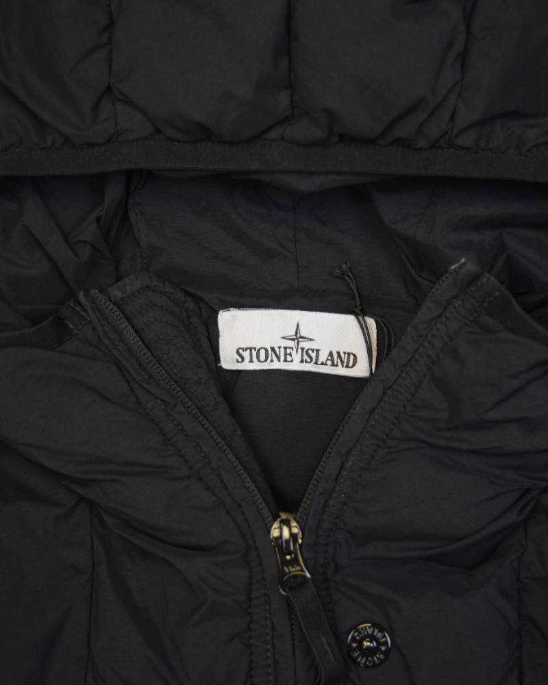 Stone Island Seemless Tunnel Nylon Down TC Black detail view