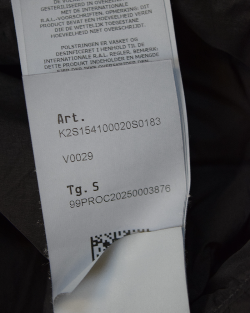 Stone Island Seemless Tunnel Nylon Down TC Black detail view