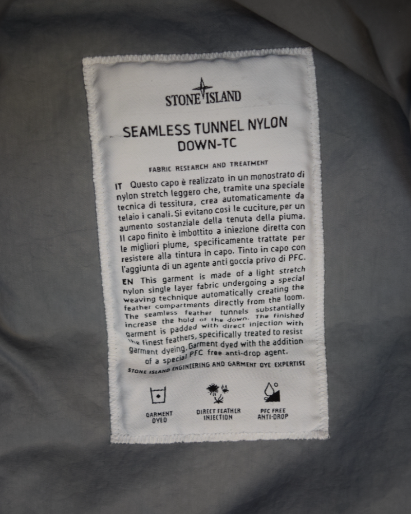 Stone Island Seemless Tunnel Nylon Down TC Grey detail view