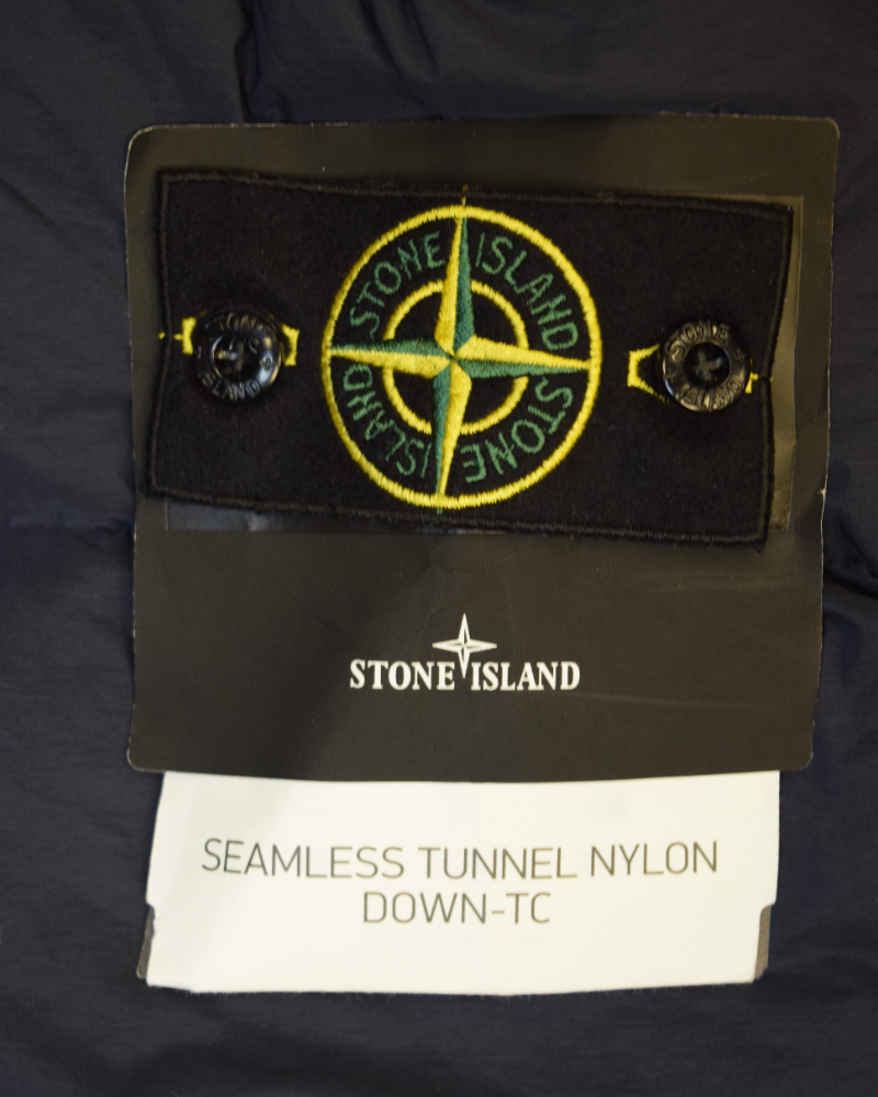 Stone Island Seamless Tunnel Down TC Hooded Navy detail view