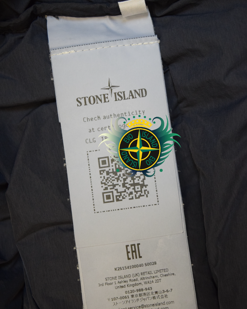 Stone Island Seamless Tunnel Down TC Hooded Navy detail view