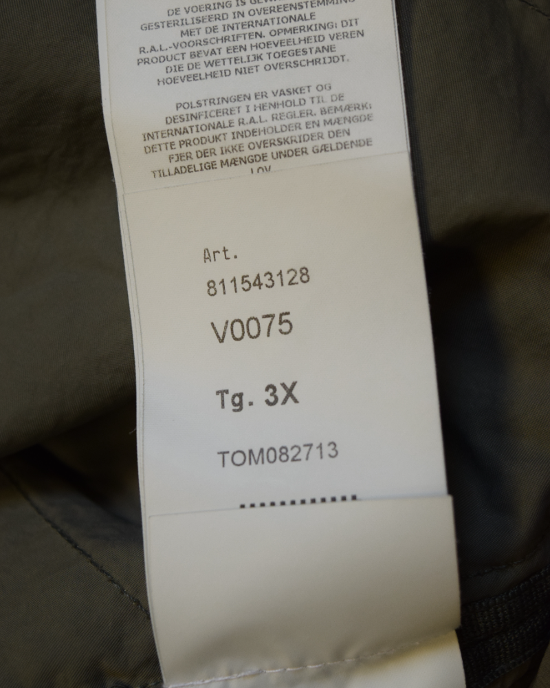 Stone Island Seamless Tunnel Down TC Hooded Khaki detail view