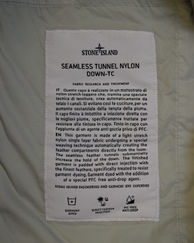 Stone Island Seamless Tunnel Down TC Gilet Light Blue detail view