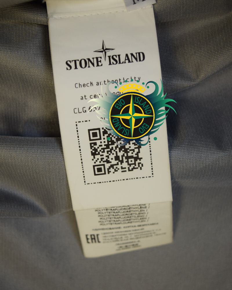 Stone Island Marina 3L Gore-Tex Gilet with Bag Black detail view