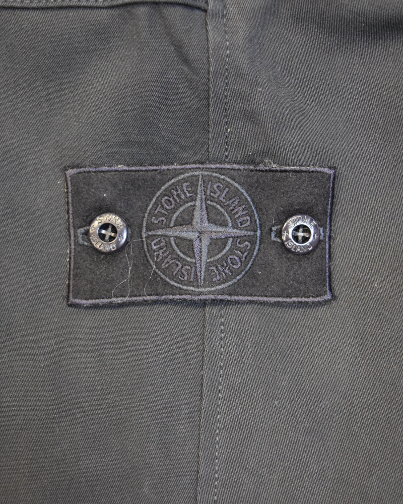 Stone Island Cotton and Lambs Wool Mixed Ghost Cargos Navy detail view