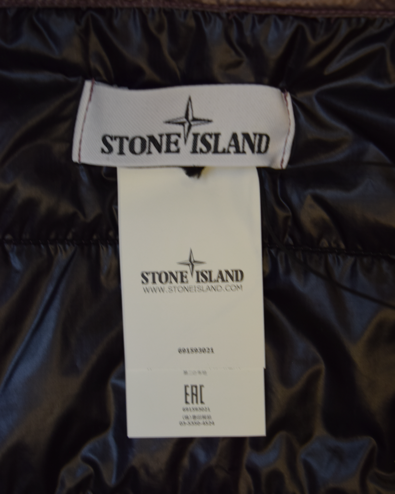 Stone Island Pertex Quantom Primaloft Scarf Rose detail view